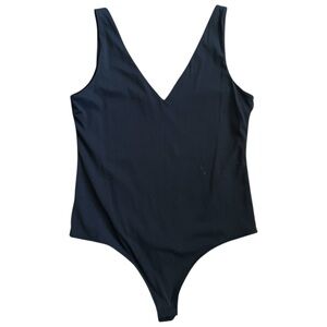 Black V-Neck Sleek Sleeveless Thong Bodysuit Size XL
Basic Essential Stretch